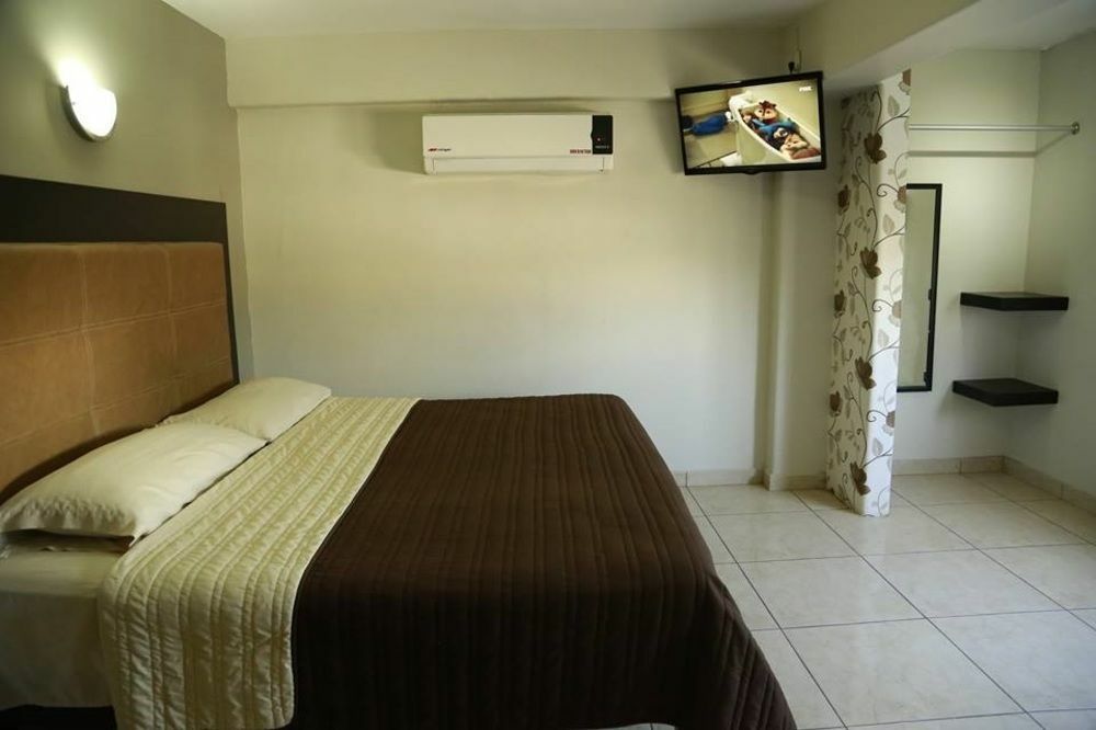 Hotel Flores Guamuchil Luaran gambar